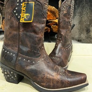 ARIAT Rhinestone Cowgirl BOOTS